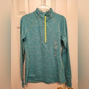 Long sleeve women's pullover by Tangerine NWT
